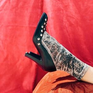 Versace 90s Black Pyramid Pumps with Silver Studs